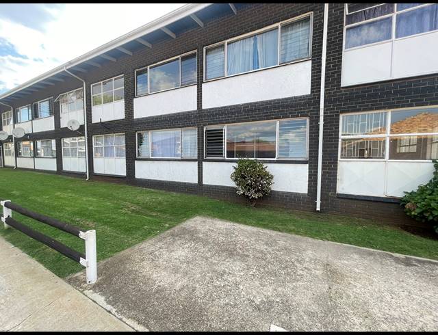 1.5 BEDROOM APARTMENT BLOCK FOR SALE IN CASSELDALE